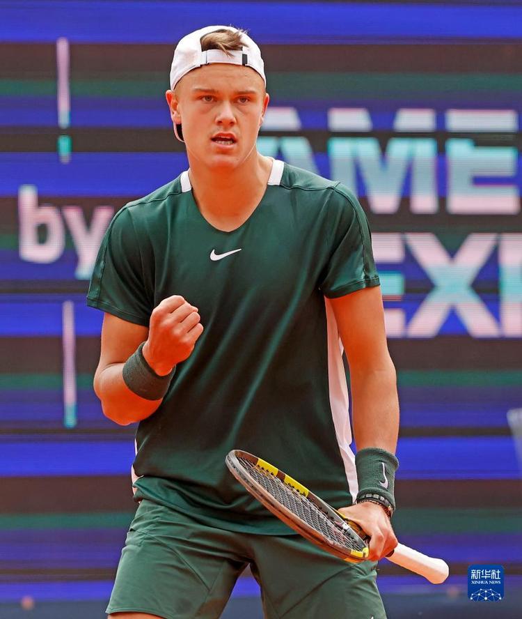 因为球衣资 因为球衣资